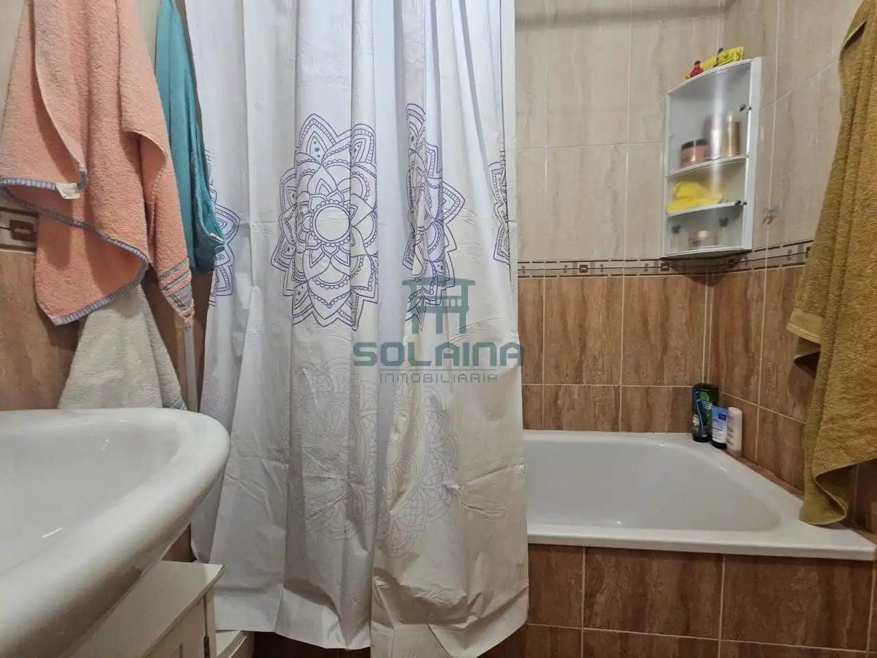 Bany de Pis en venda en Barbadás amb Calefacció