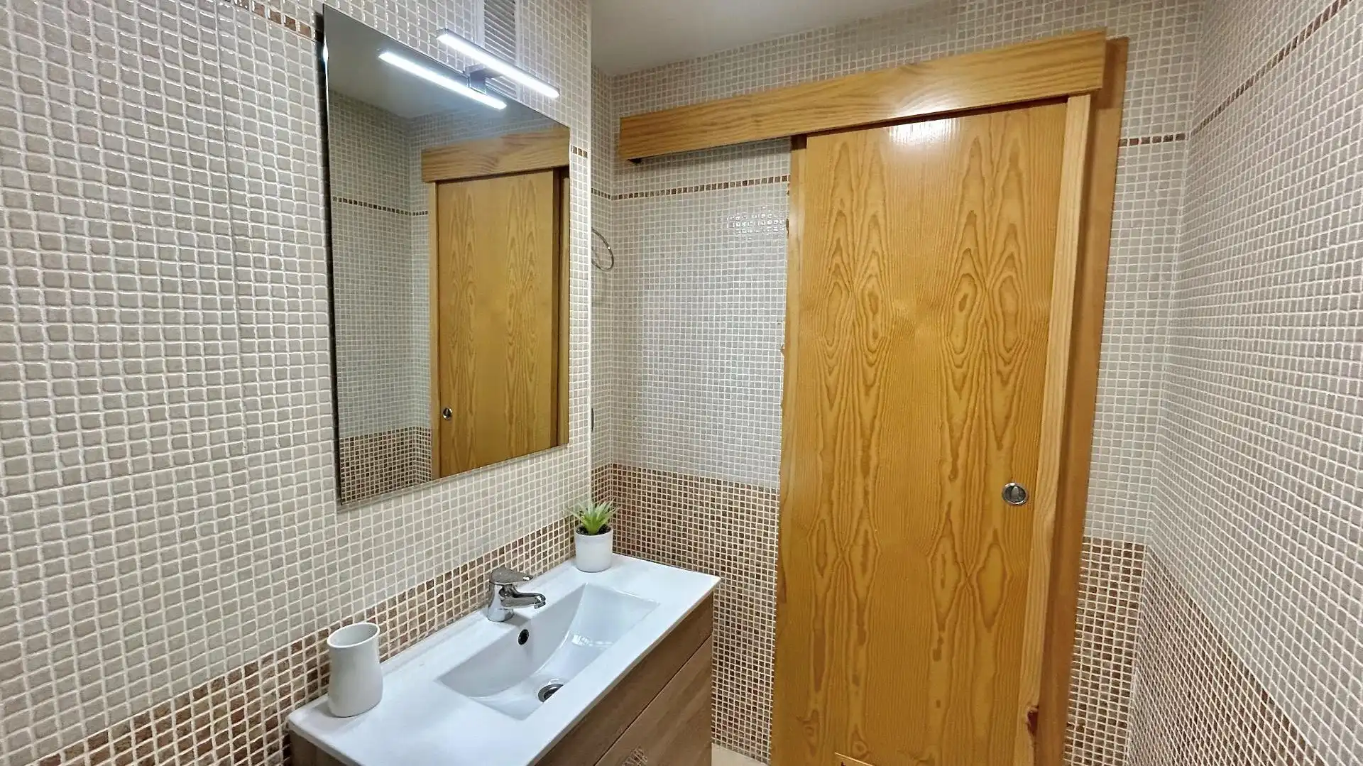 Appartamento con terrazza in vendita a Calle Calle de las Higueras, 95, imagen 59