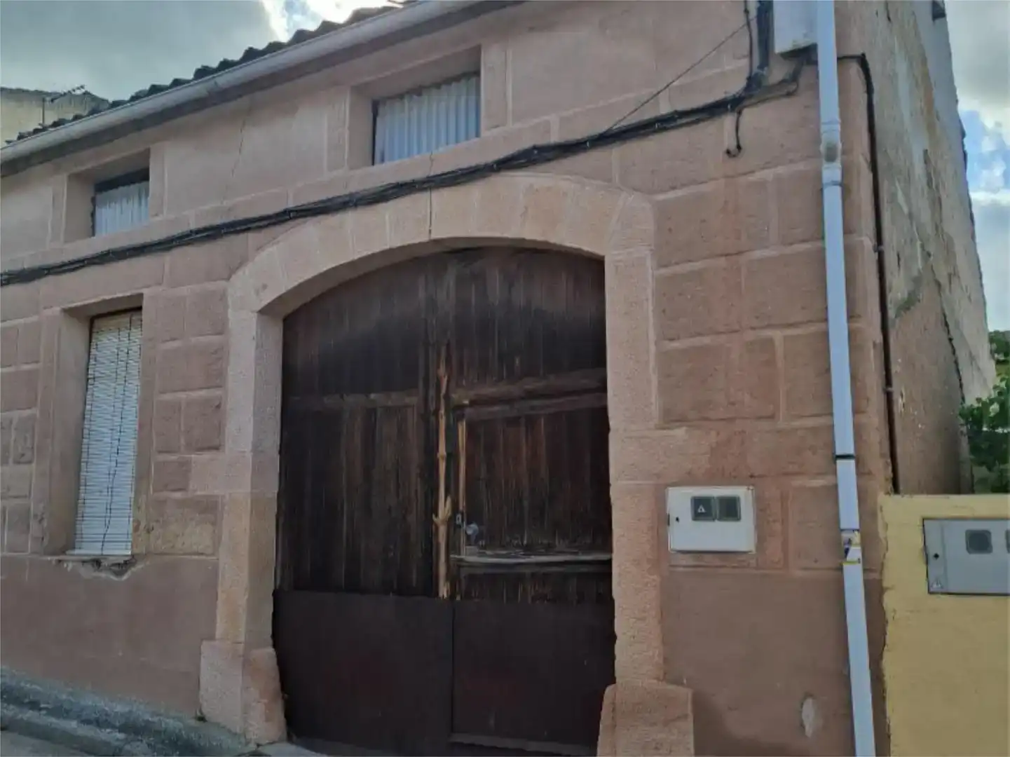 Vista exterior de Casa adosada en venda en Boceguillas