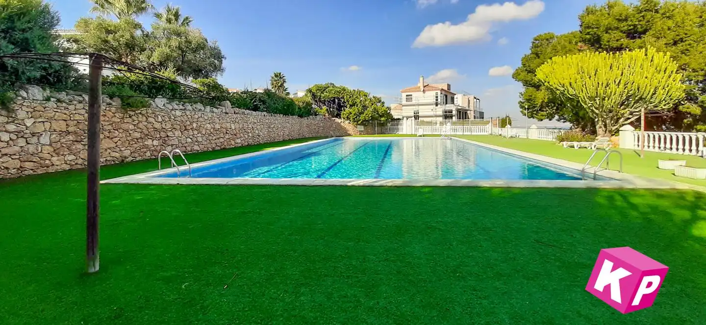 Piscina de Casa o xalet en venda en Santa Pola amb Jardí privat, Terrassa i Traster
