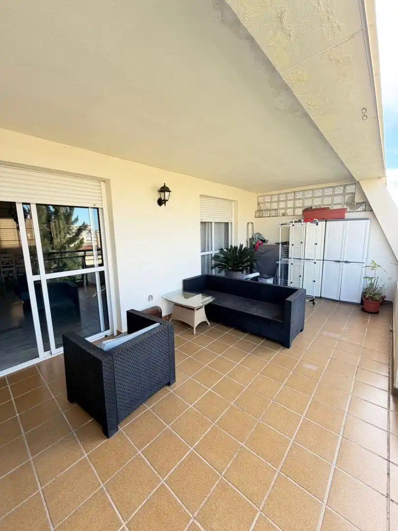 Terraza de Piso en venta en Benalmádena con Calefacción, Terraza y Piscina comunitaria