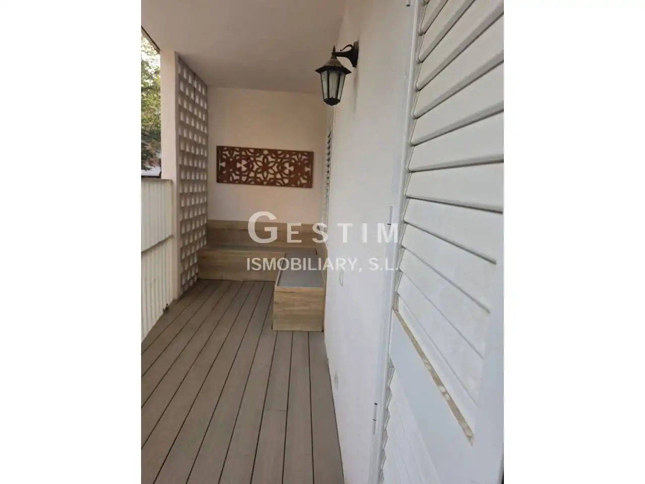 Terraza de Piso en venta en Vic con Calefacción, Trastero y Balcón
