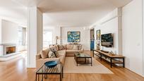 Sala d'estar de Apartament en venda en  Barcelona Capital amb Aire condicionat, Calefacció i Parquet