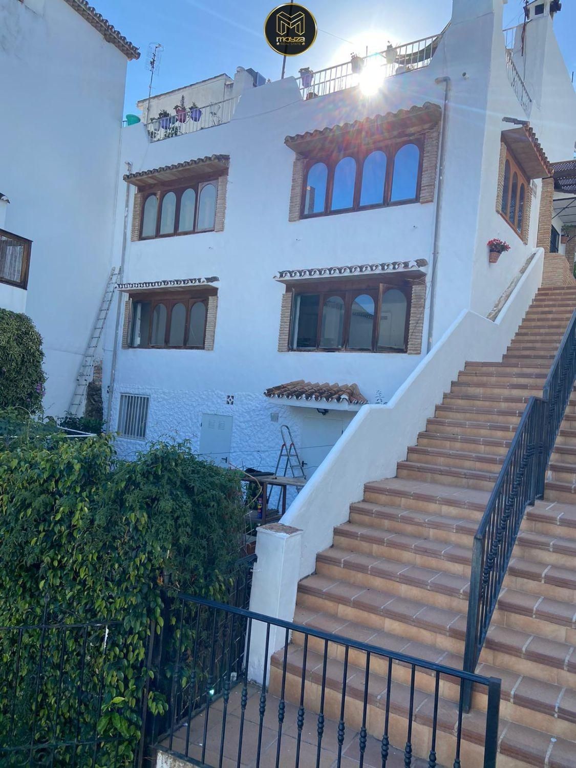 Exterior view of Building for sale in Benahavís