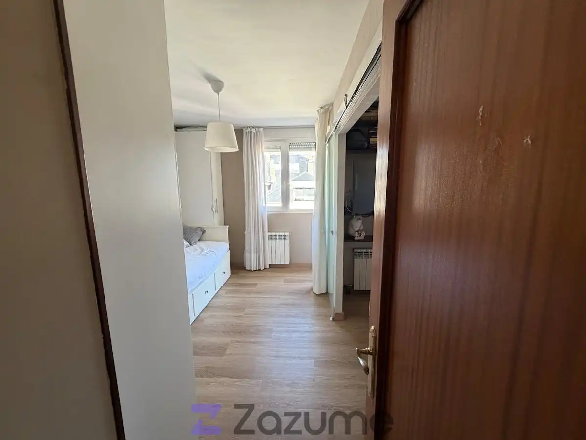 Habitación de Piso de alquiler en Castro-Urdiales con Calefacción, Parquet y Amueblado