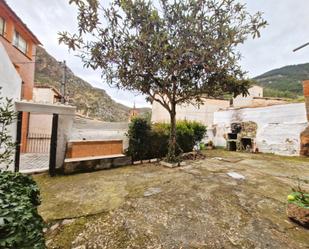 Vista exterior de Finca rústica en venda en Arnedillo amb Calefacció, Traster i Moblat