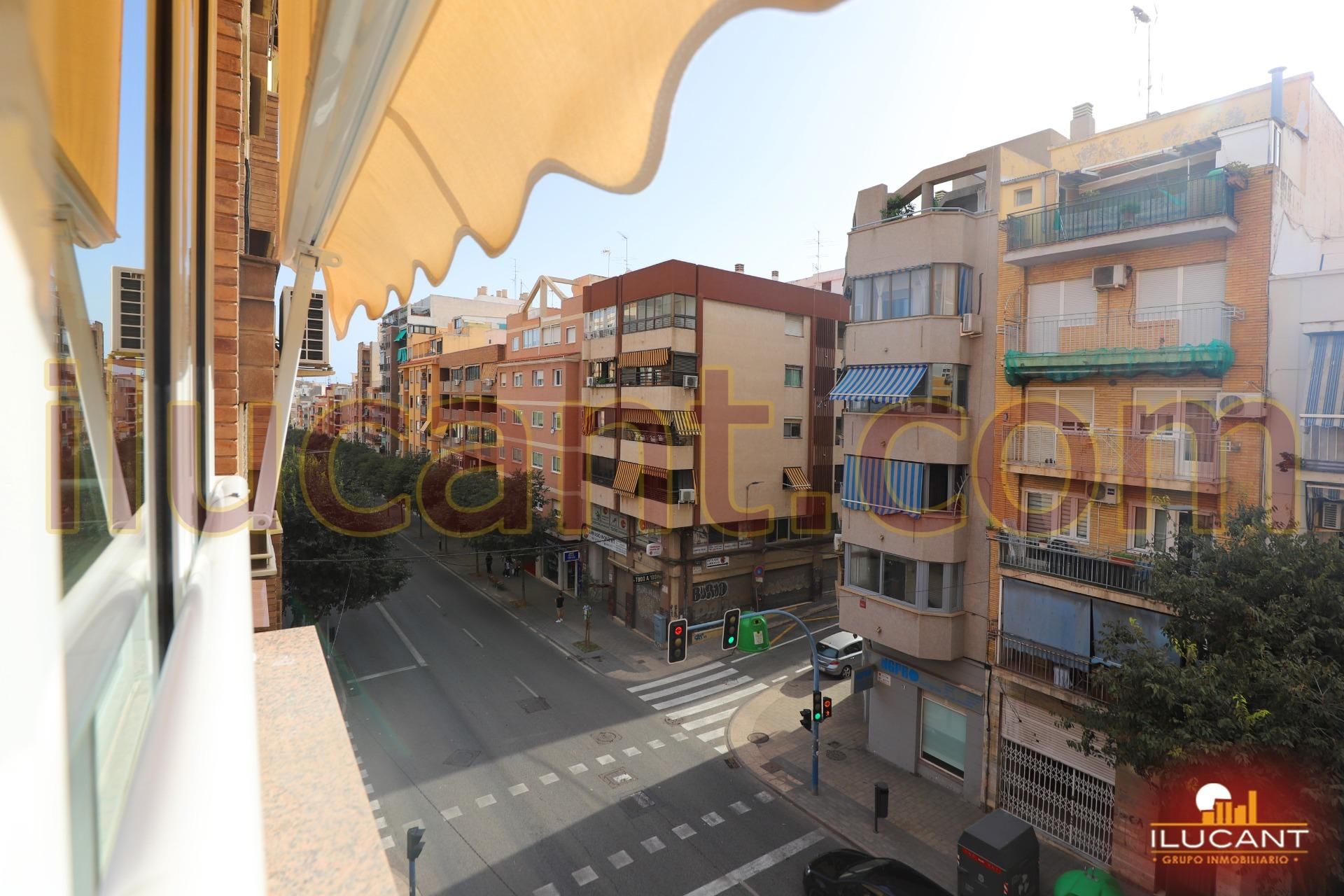 Vista exterior de Pis de lloguer en Alicante / Alacant