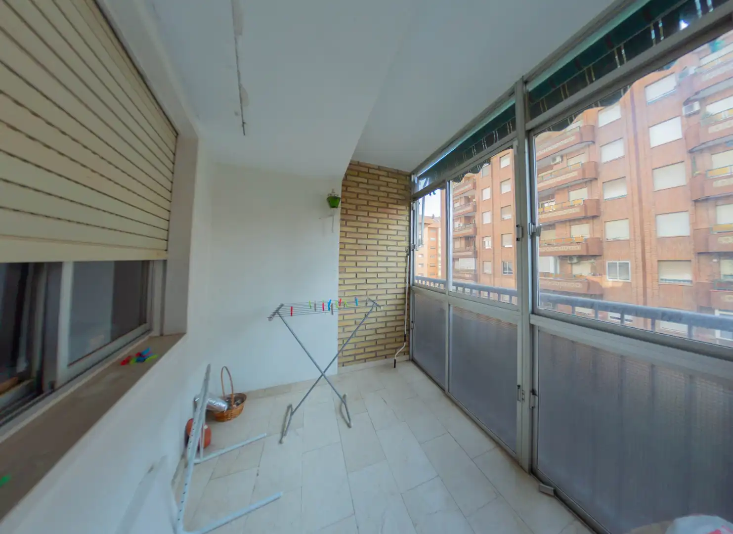 Habitación de Piso en venta en Murcia con Balcón