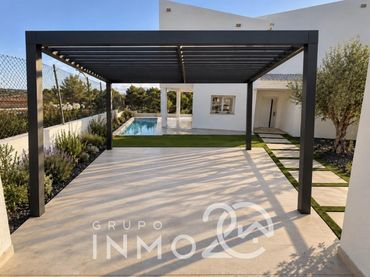 Villa con balcone in vendita a Montserrat