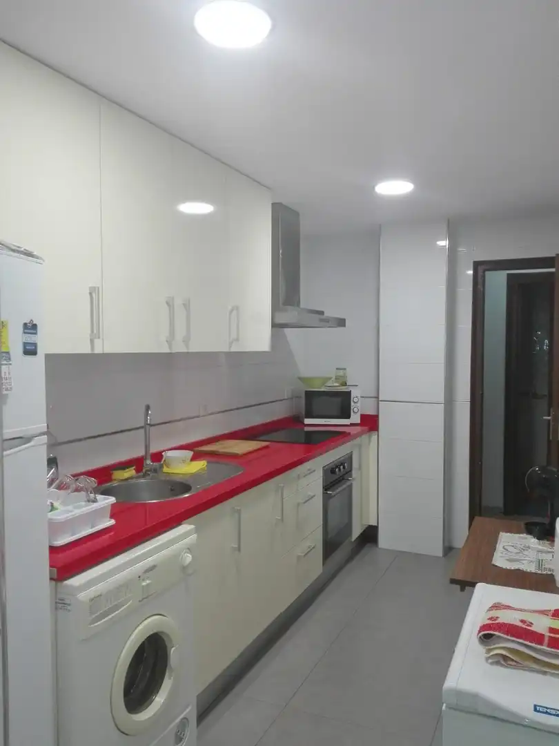 Kitchen of Flat for rent in Granada  with Heating, Furnished and Balcony