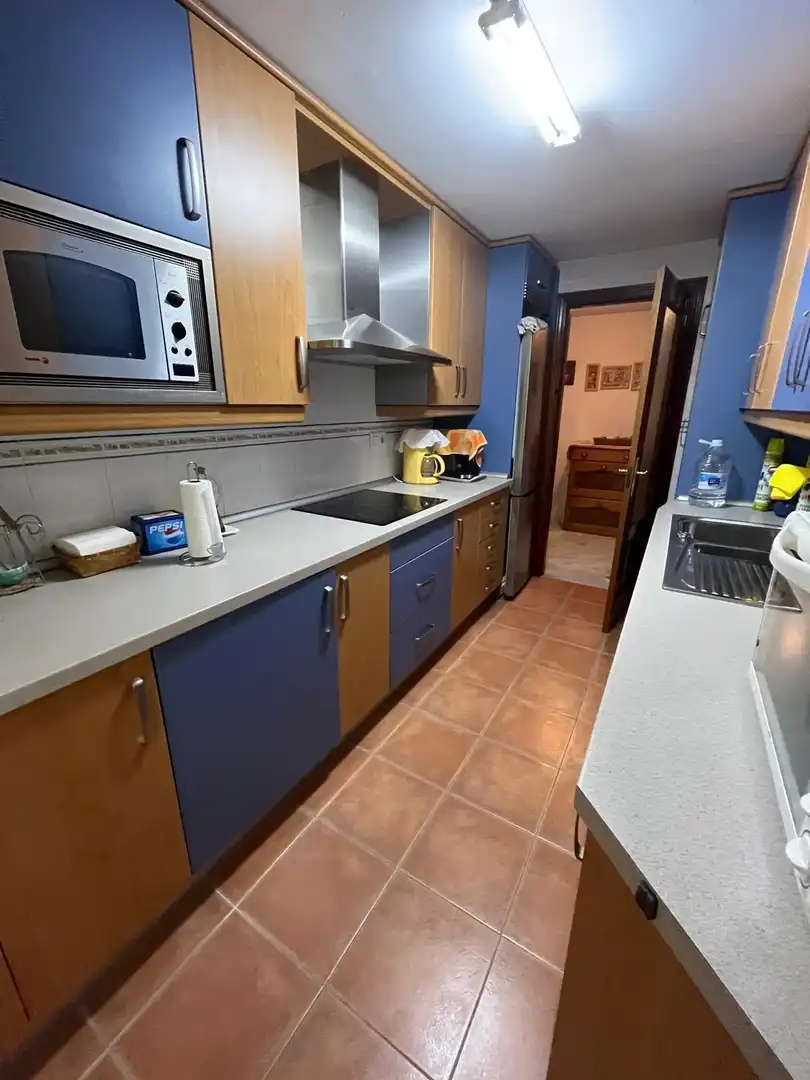 Cocina de Piso en venta en Marbella con Aire acondicionado, Terraza y Piscina comunitaria