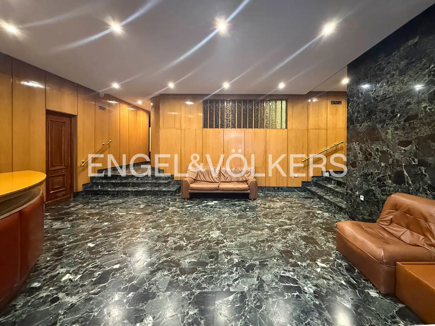 Flat for sale in Madrid  with Air Conditioner, Heating and Terrace