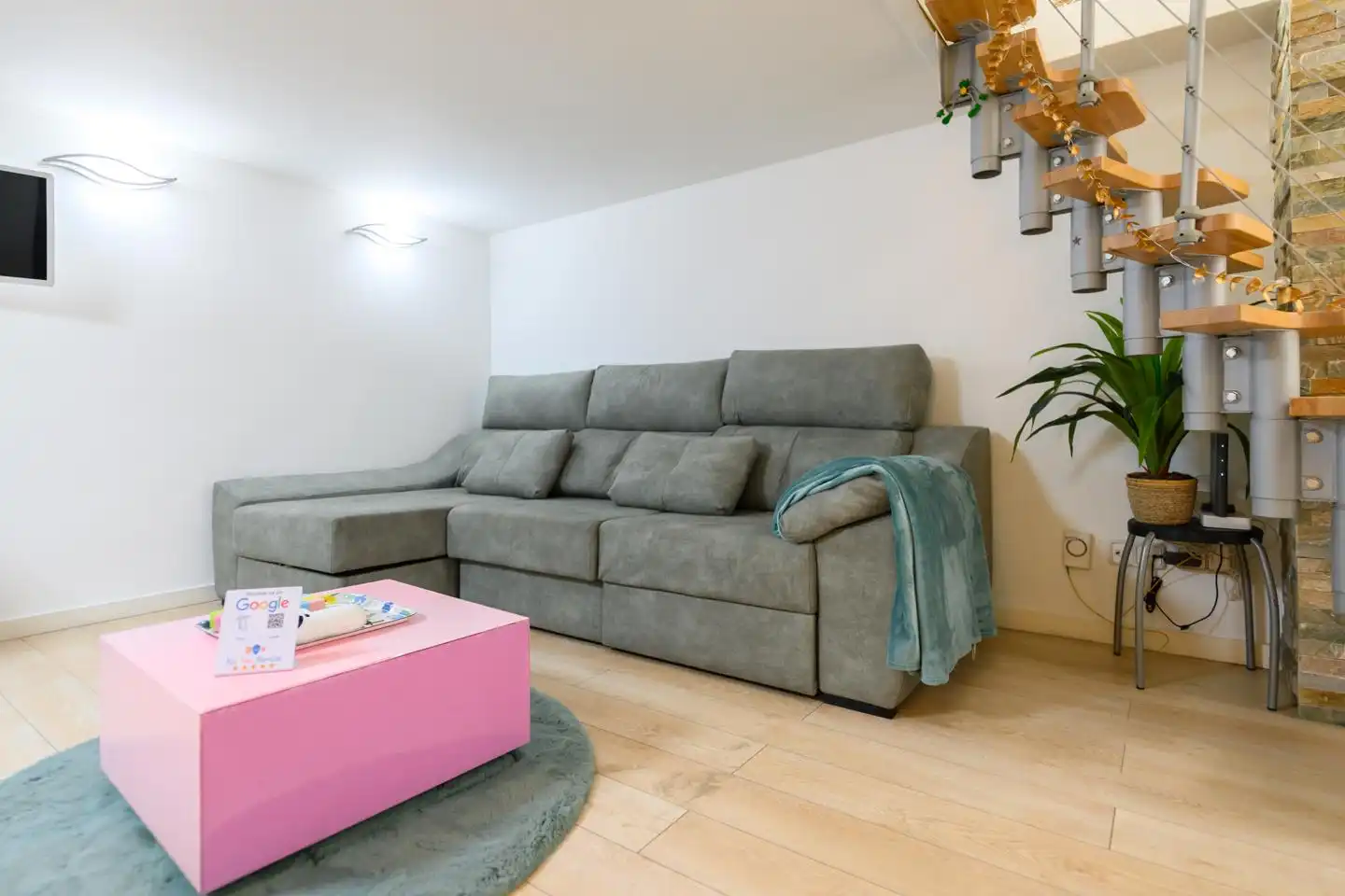 Wohnzimmer von Maisonette zur Miete in Madrid mit Klimaanlage, Möbliert und Internet