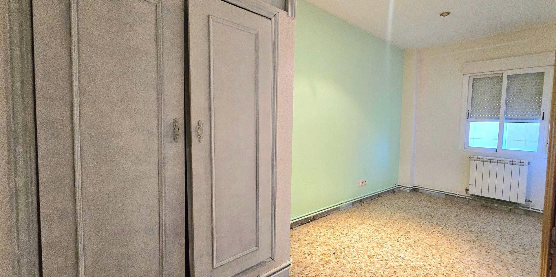 Flat for sale in Parla  with Heating and Terrace