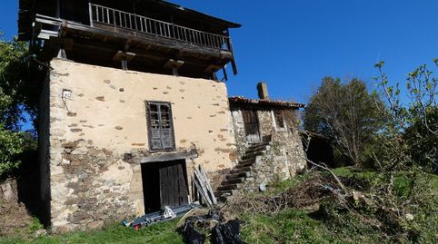 VENTA DE CASITA Y HÓRREO CON FINCA..