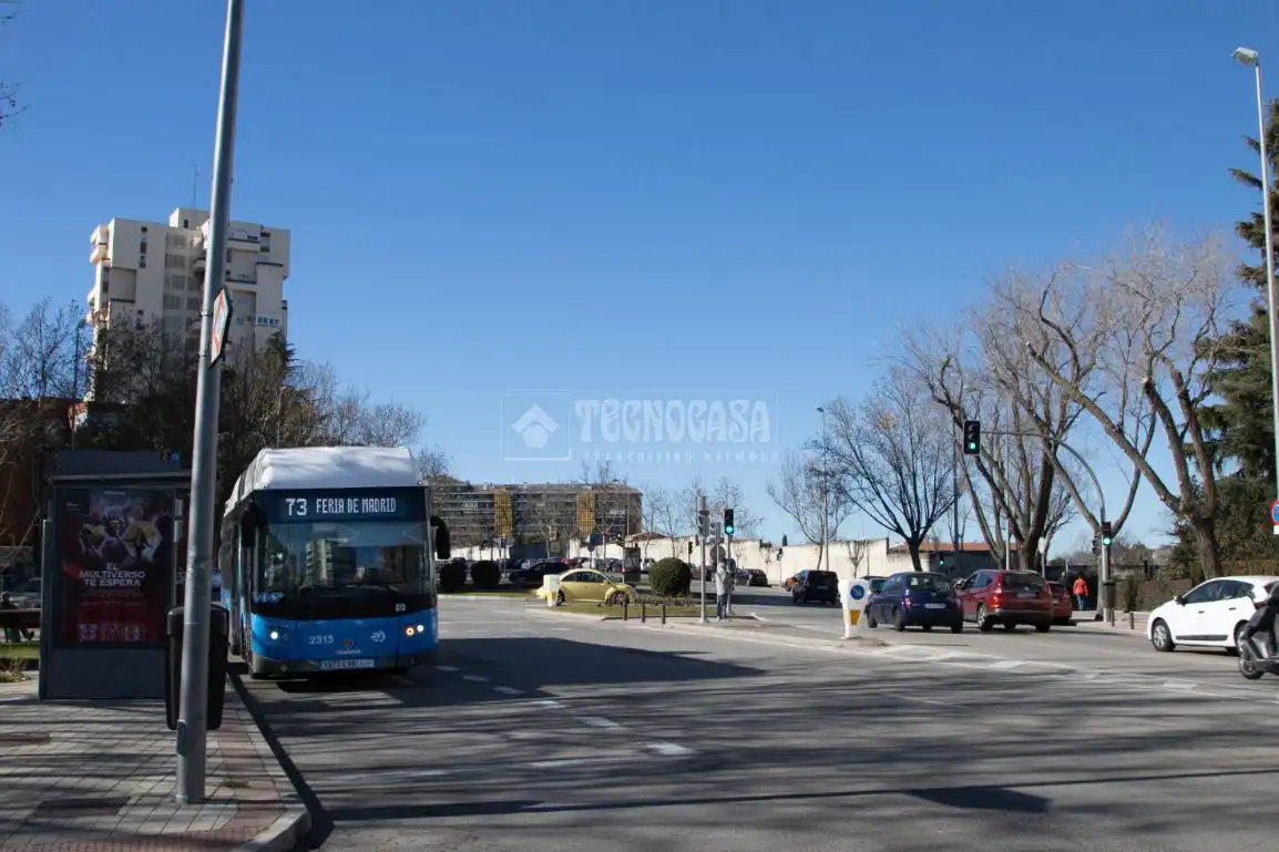 Vista exterior de Pis en venda en Madrid