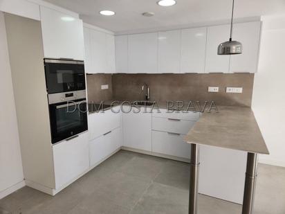 Kitchen of Duplex for sale in Girona Capital  with Heating, Terrace and Balcony