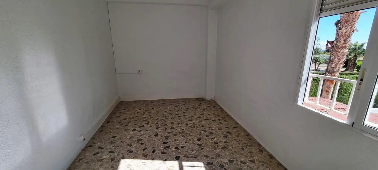 Casa o chalet en venta en Elche / Elx con Jardín privado, Terraza y Trastero