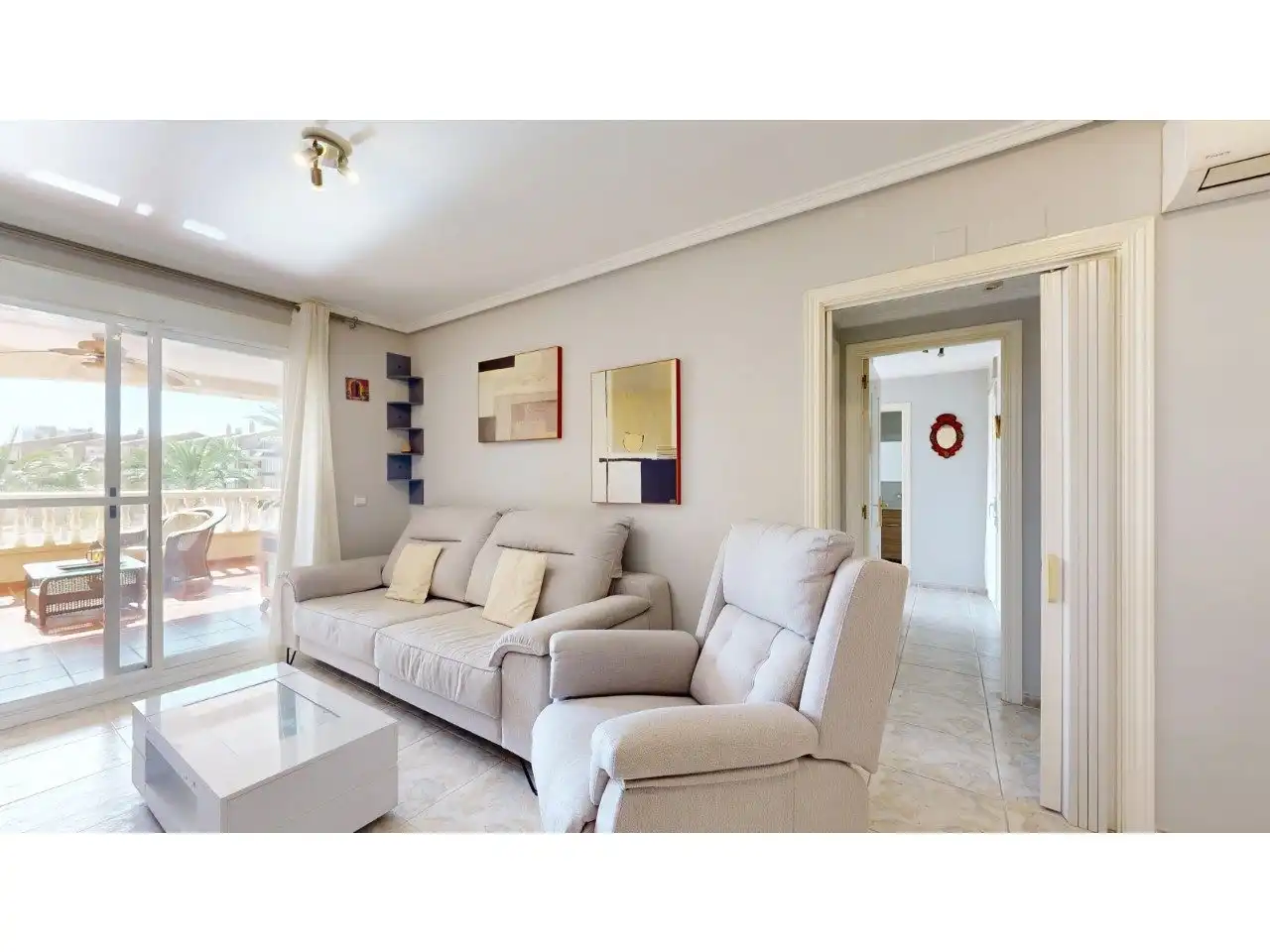 Living room of Flat for sale in Cullera  with Air Conditioner, Private garden and Terrace