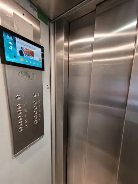Parking de Piso en venta en Málaga con Terraza, Horno y Lavadora