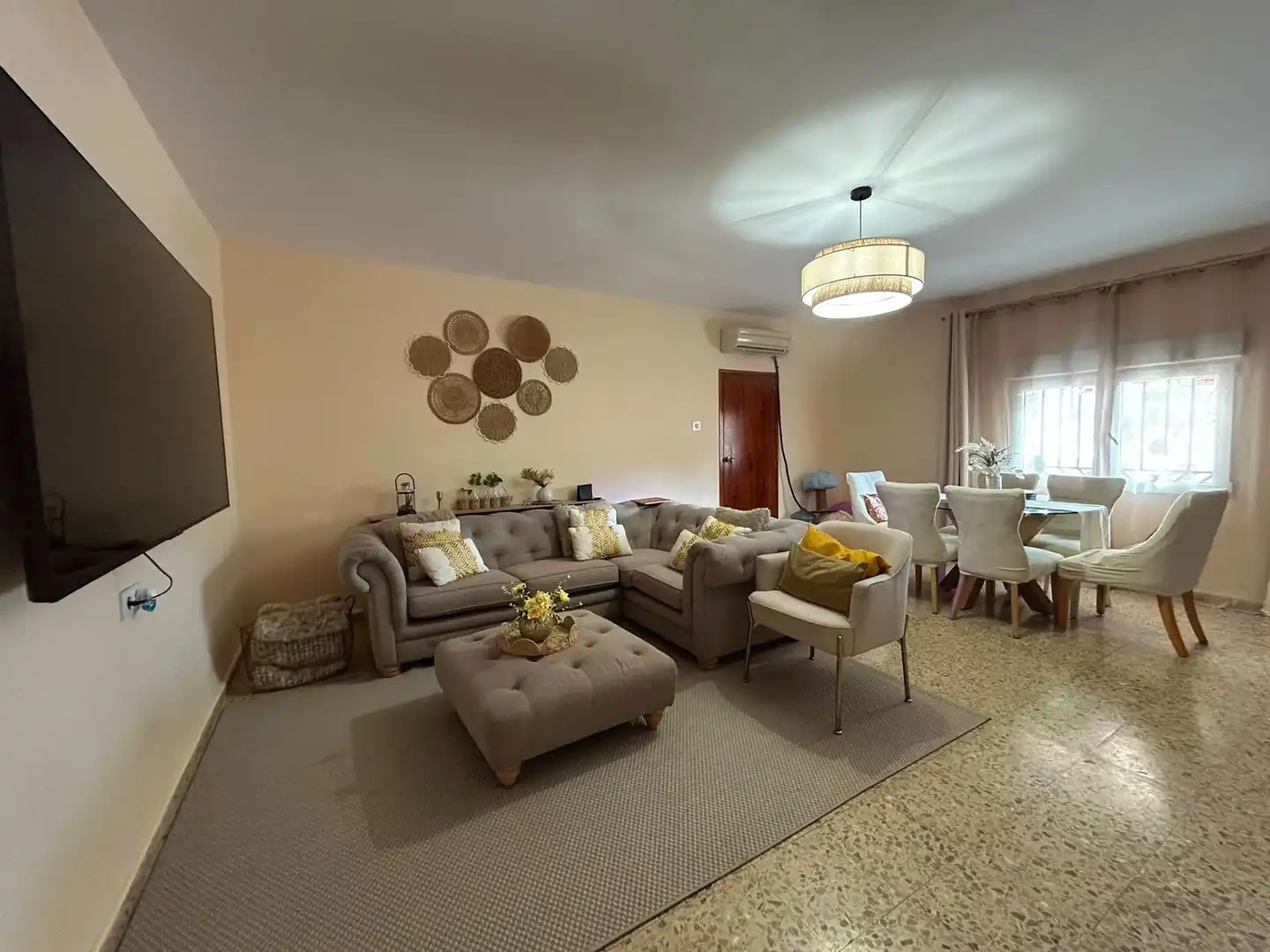 Sala d'estar de Casa o xalet en venda en Talavera de la Reina amb Aire condicionat, Calefacció i Jardí privat