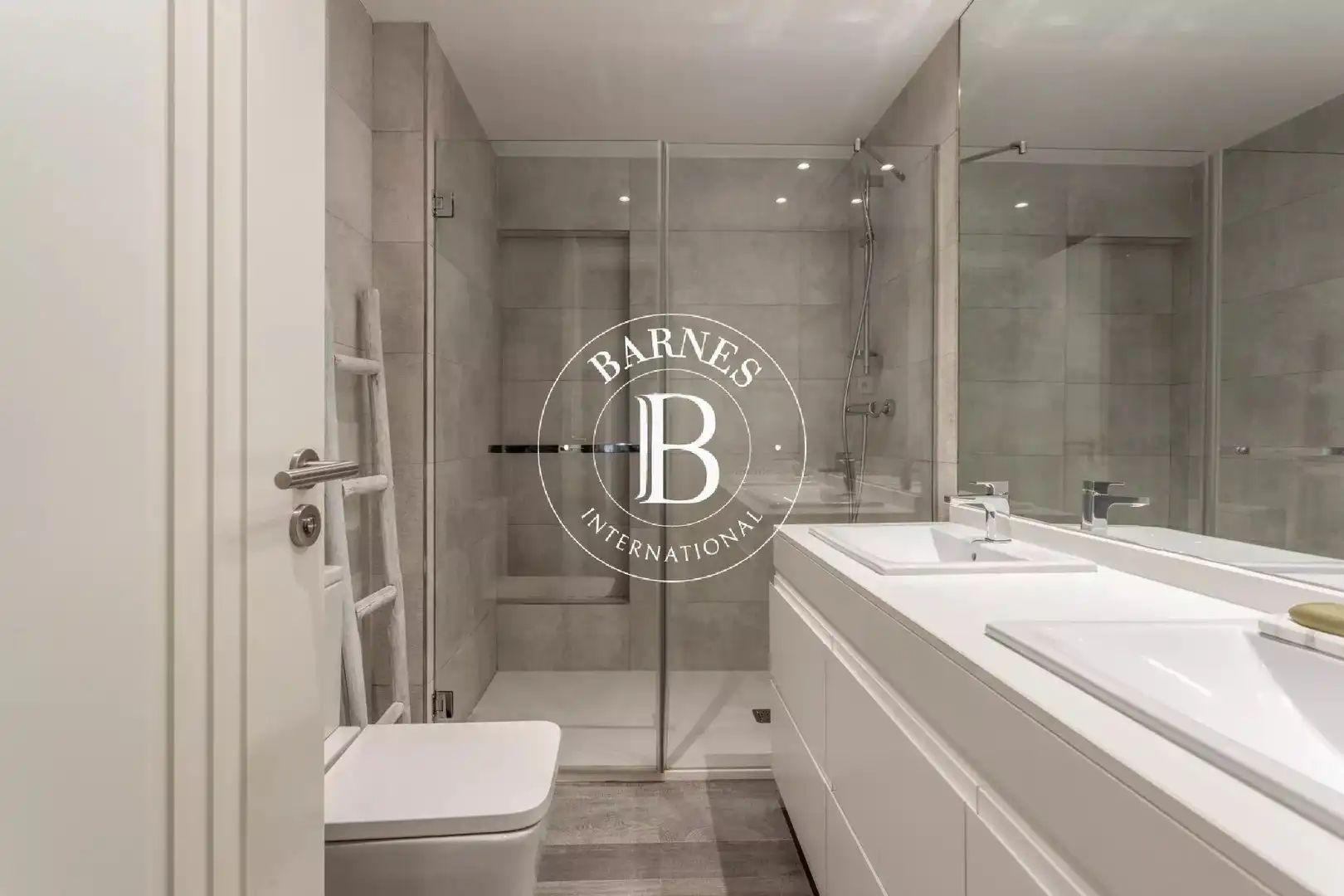 Baño de Piso de alquiler en Madrid con Aire acondicionado, Calefacción y Amueblado