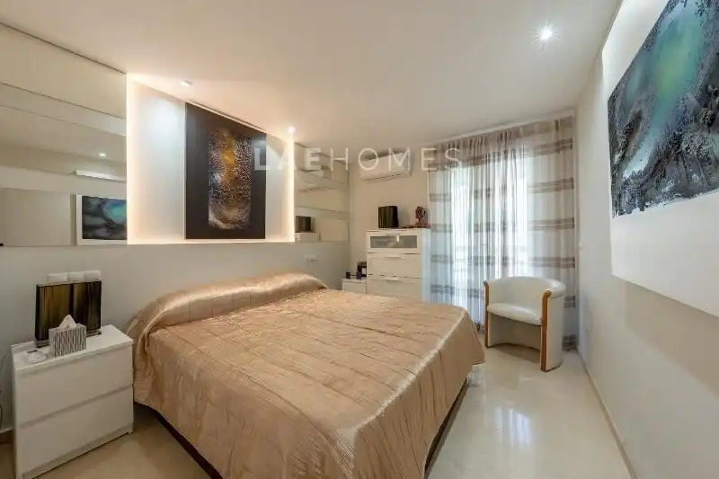 Wohnung zum Verkauf in Calle Camilo José Cela, Playa Bajadilla - Puertos
