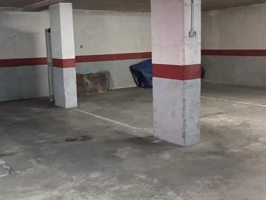 Parkplatz von Garage zur Miete in Alicante / Alacant