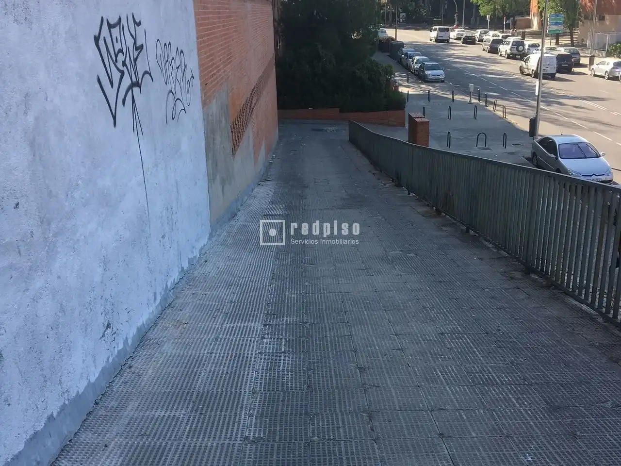 Exterior view of Garage for rent in Madrid