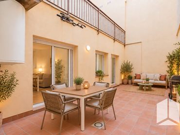 Bajo con ascensor en venta en Carrer de Rafael Casanova