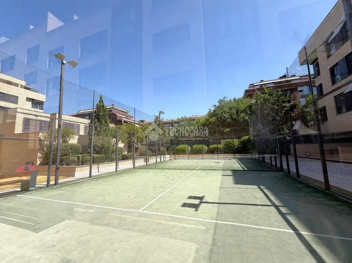 Vista exterior de Ático en venta en Madrid con Aire acondicionado, Calefacción y Terraza