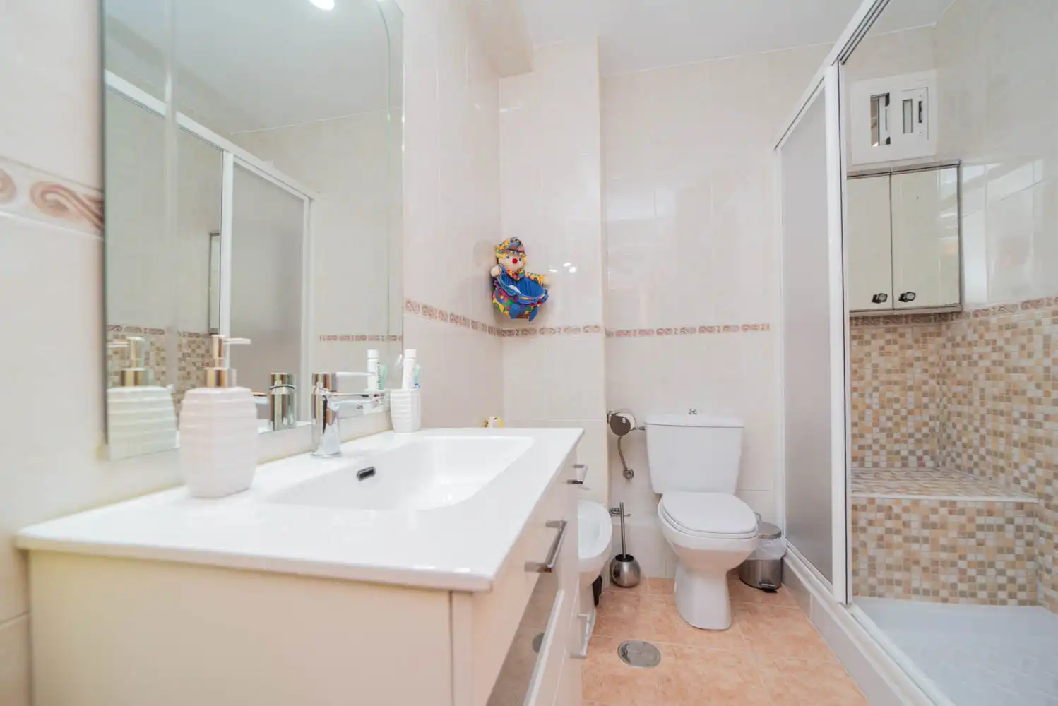 Bathroom of Flat for sale in Móstoles  with Furnished