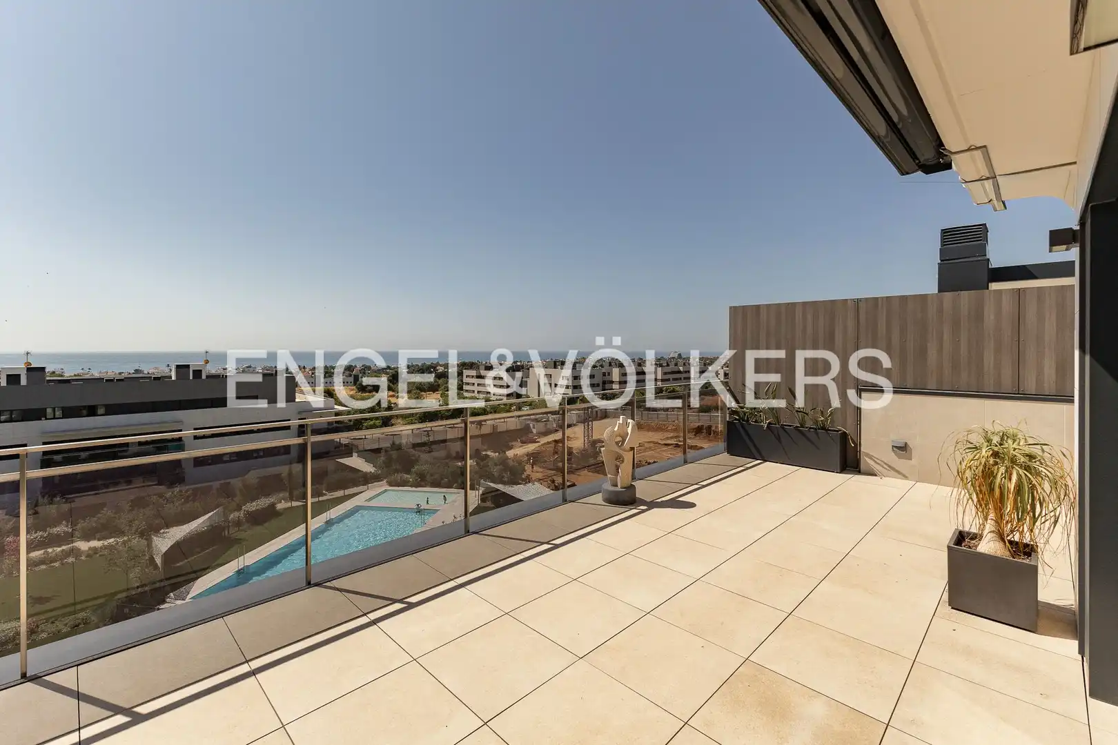 Penthouse with pool for sale in La Plana, imagen 15