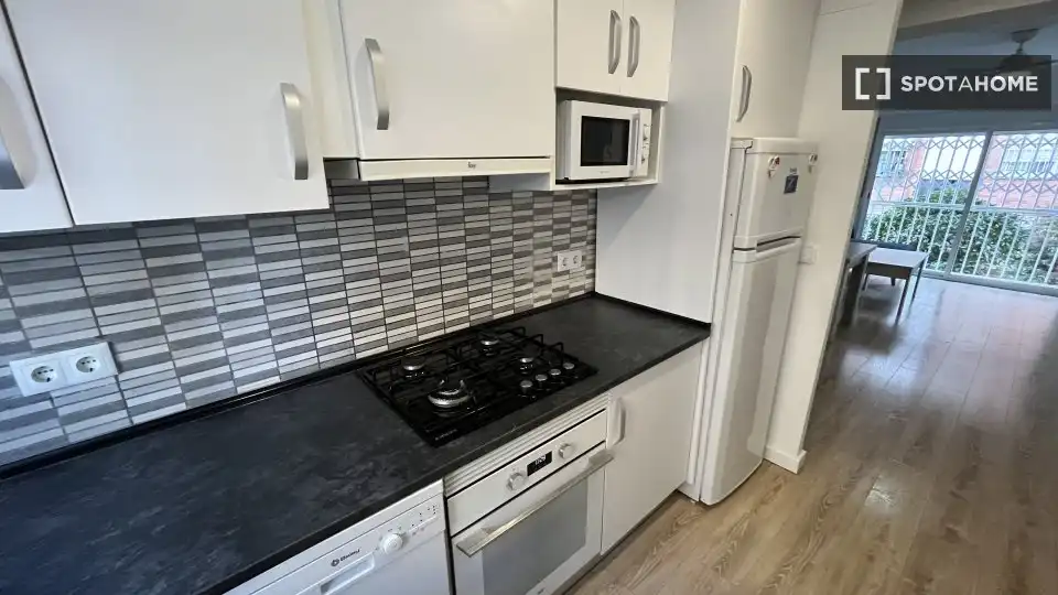 Kitchen of Flat for rent in Valencia  with Air Conditioner, Heating and Furnished