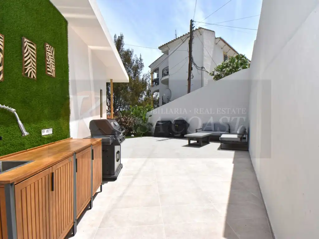 Terrace of Houses for sale in Fuengirola  with Air Conditioner, Private garden and Terrace