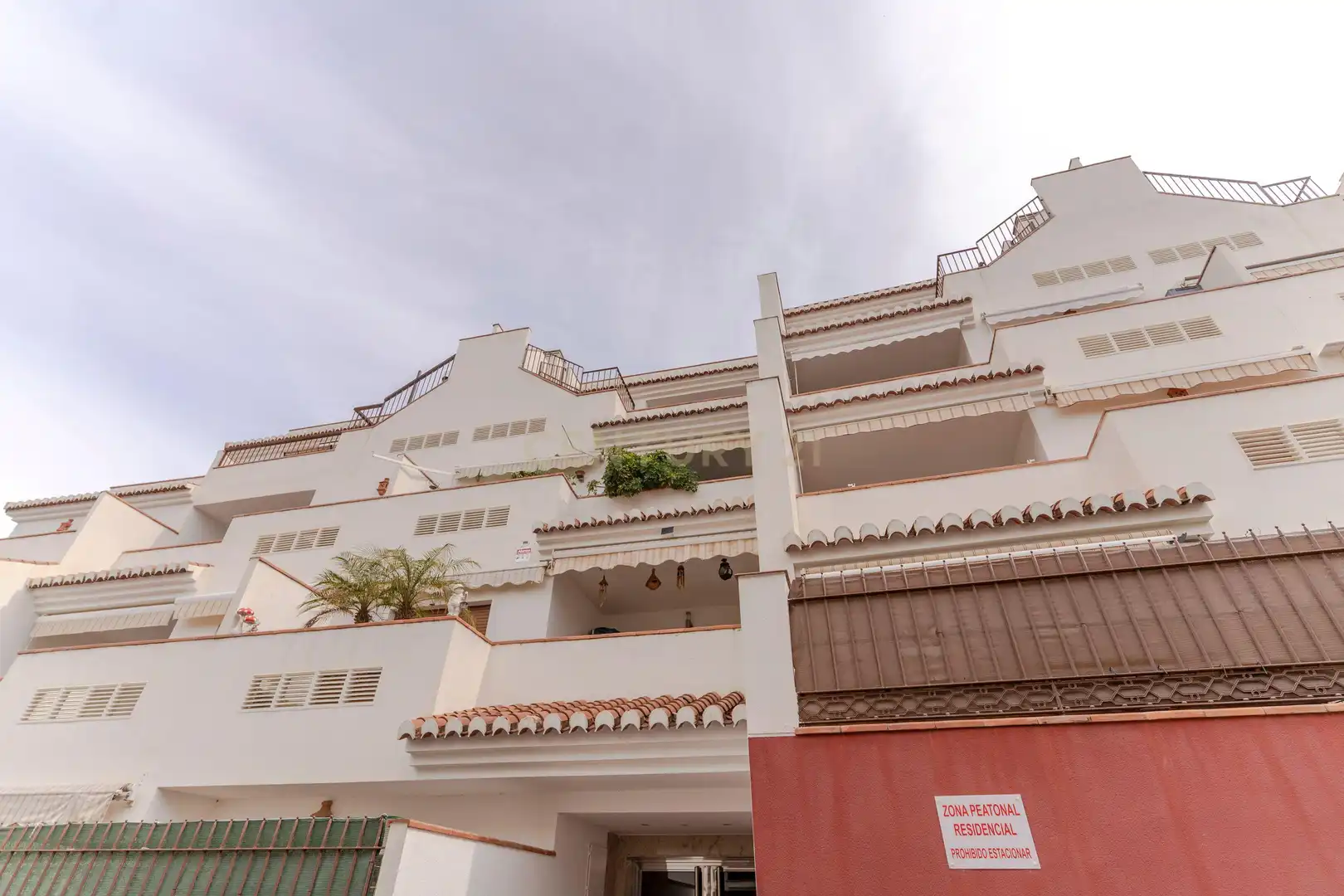 Vista exterior de Apartamento en venta en Vélez de Benaudalla con Aire acondicionado, Trastero y Piscina