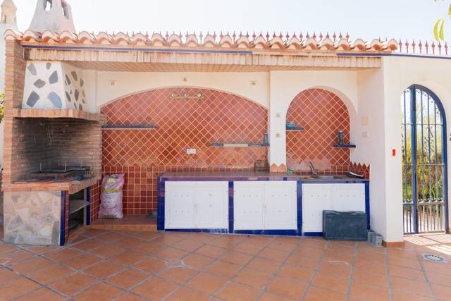 Casa-chalet en Venta en  MINASIERRA P18 en Motril  ciudad