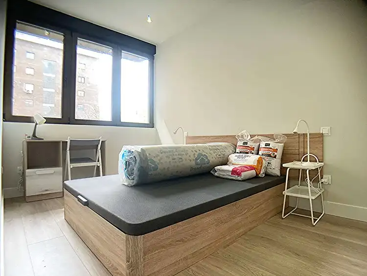 Loft de lloguer a Calle de la Toronga, Conde Orgaz - Piovera