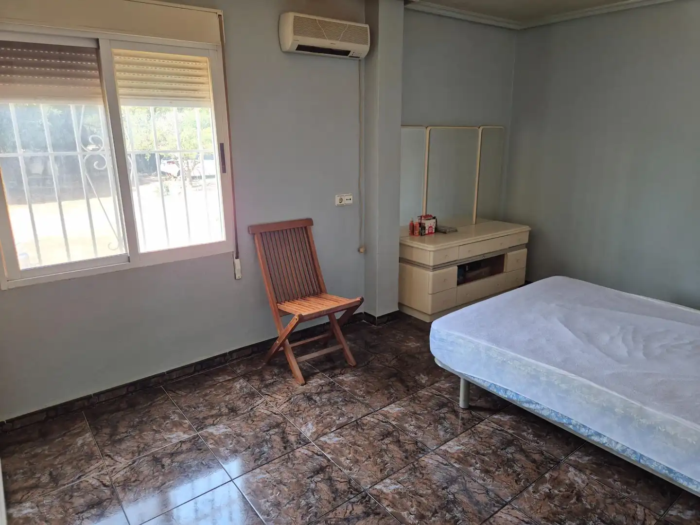 Habitación de Casa o chalet en venta en Aspe con Aire acondicionado, Calefacción y Jardín privado