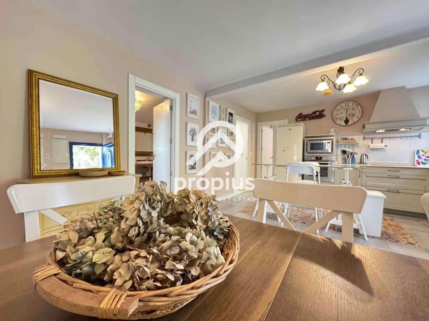Comedor de Casa o chalet en venta en Ribadesella con Calefacción, Jardín privado y Terraza