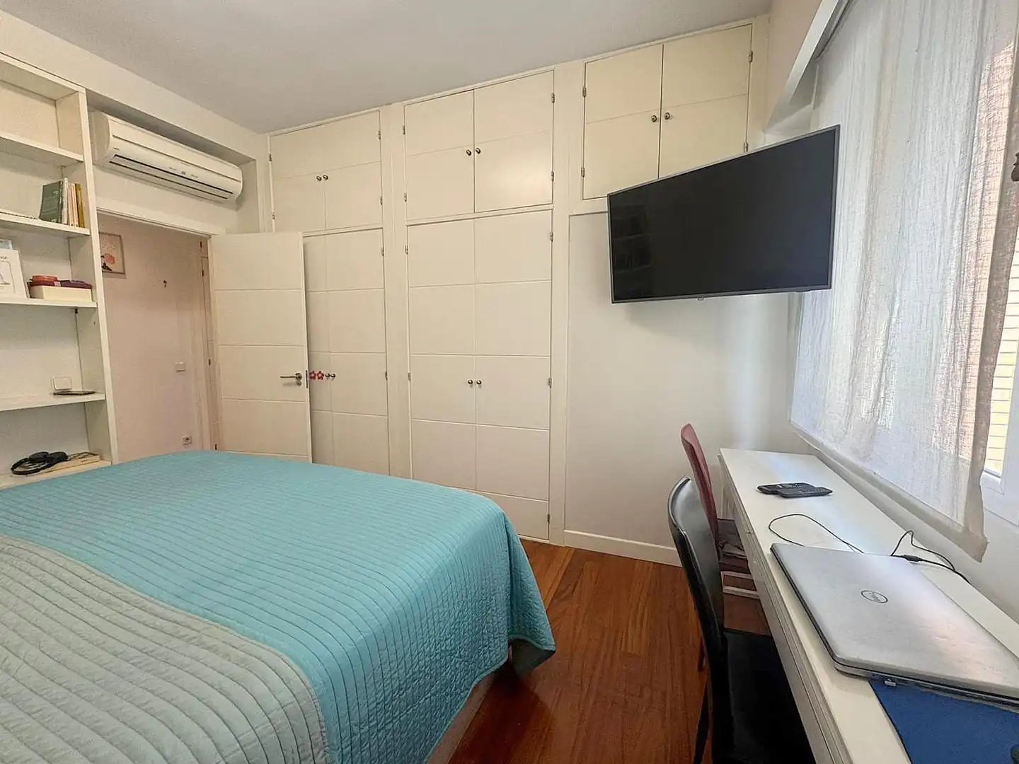 Schlafzimmer von Wohnung zur Miete in Madrid mit Klimaanlage und Heizung