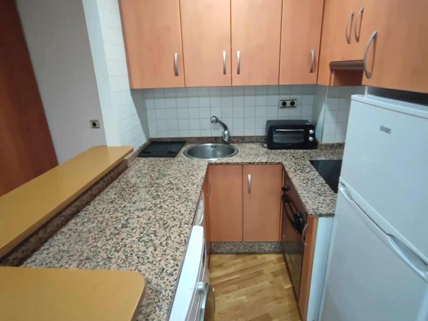 Cuina de Apartament de lloguer en Murcia amb Aire condicionat, Calefacció i Moblat