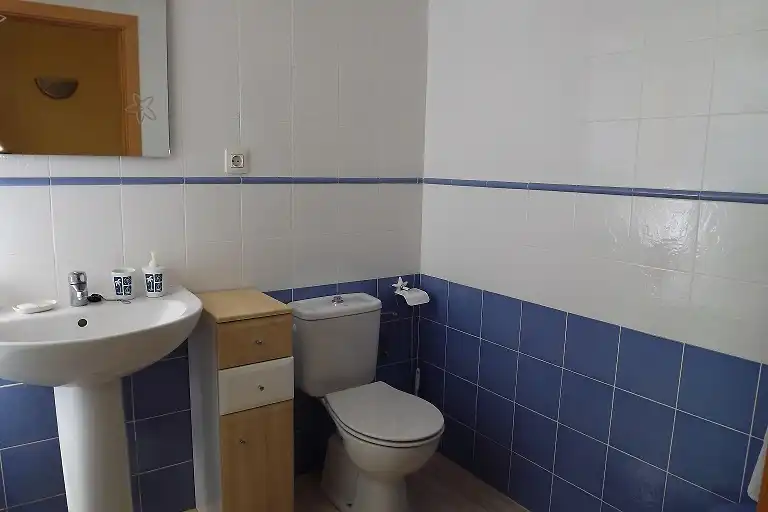 Badezimmer von Wohnung zum Verkauf in Mont-roig del Camp mit Klimaanlage, Terrasse und Möbliert