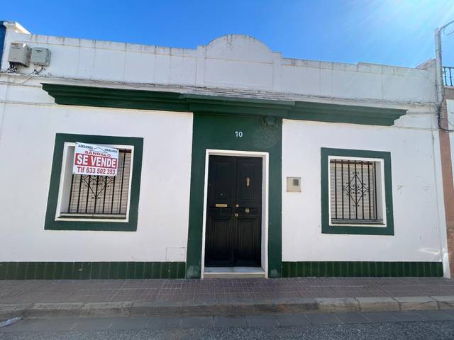 Casa adosada en Venta en Calle Jesús del Gran Poder, 10 en Tocina