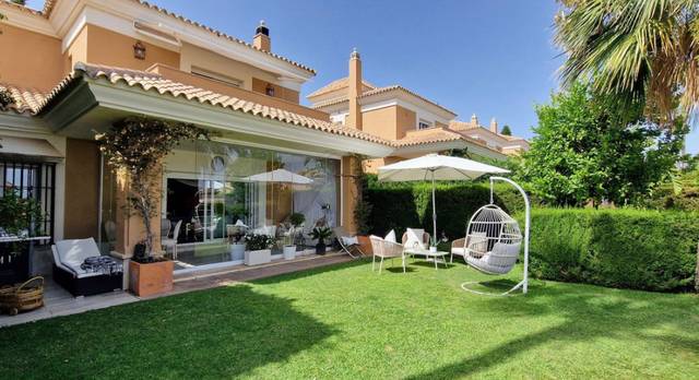 Piso en Venta en Bahía de Marbella