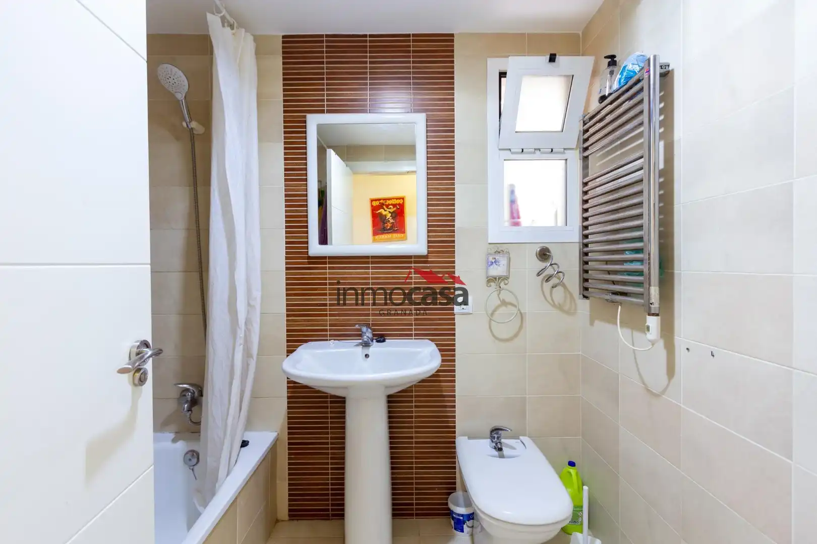 Baño de Piso en venta en Armilla con Trastero