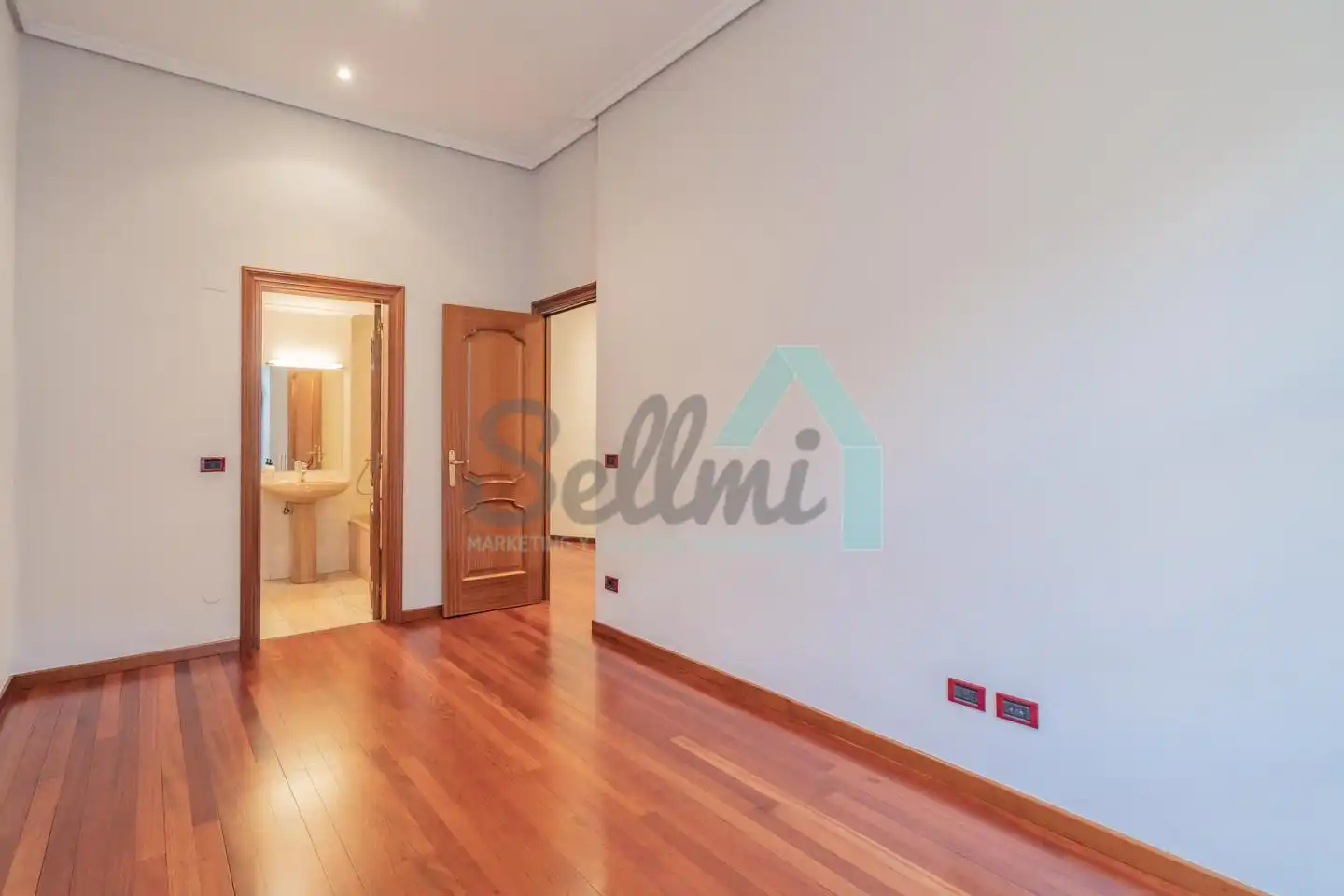 Büro zur Miete in Oviedo  mit Heizung