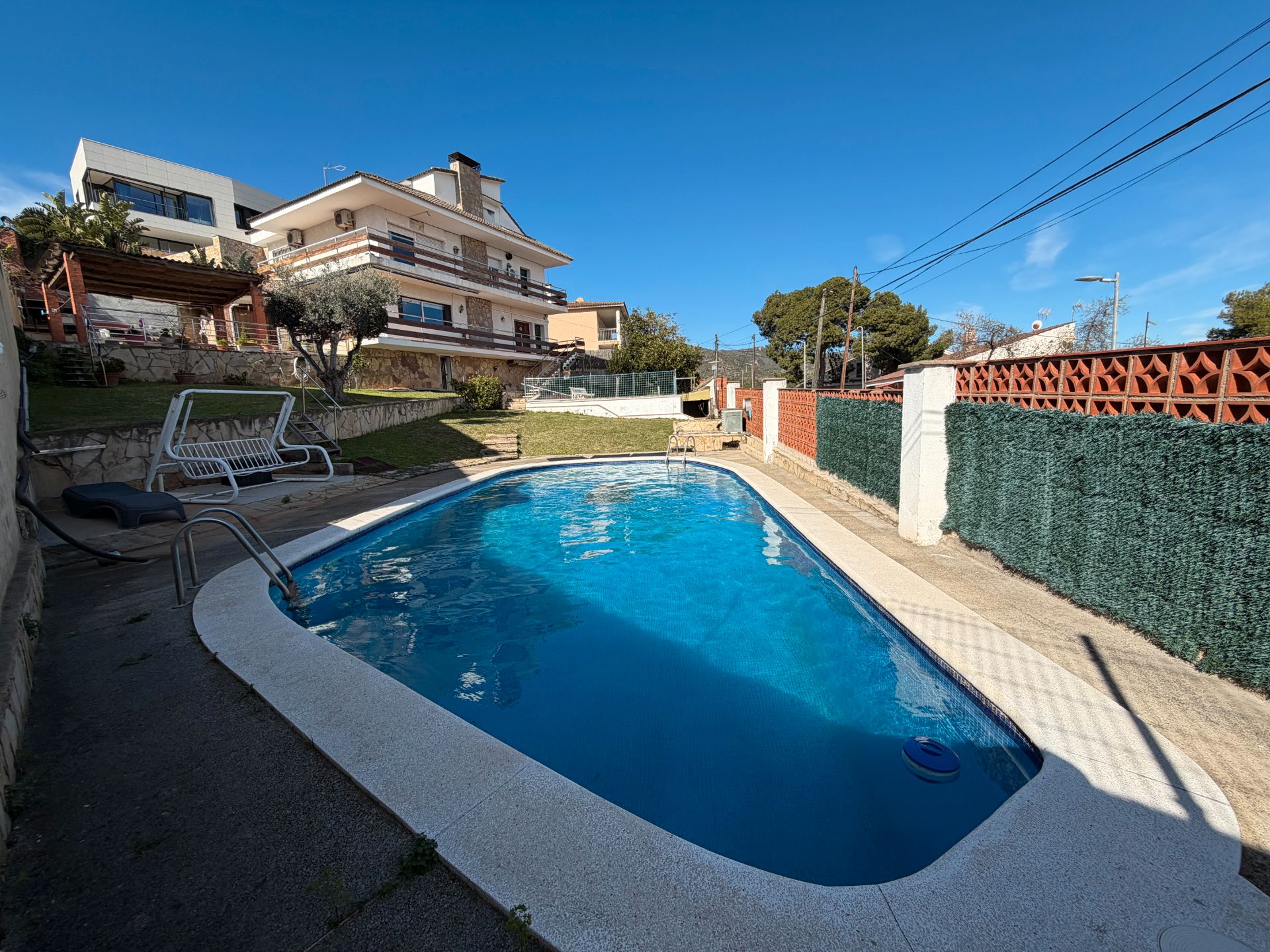 Swimming pool of House or chalet for sale in Castelldefels  with Air Conditioner, Heating and Private garden