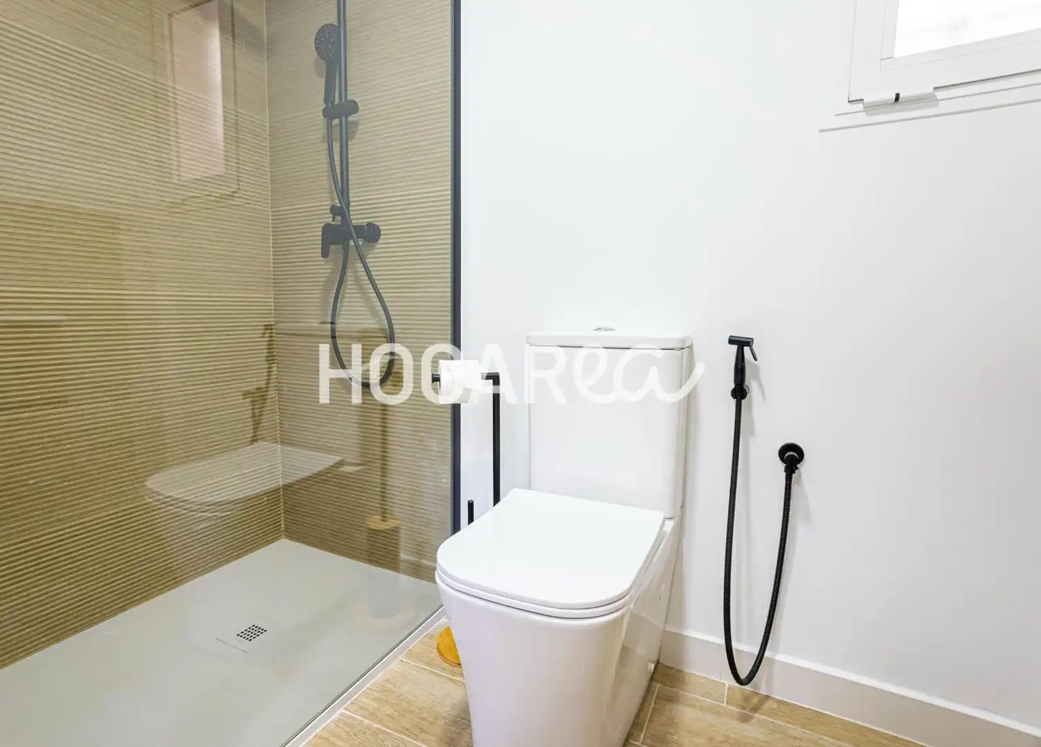 Baño de Piso en venta en Rincón de la Victoria con Jardín privado, Parquet y Terraza