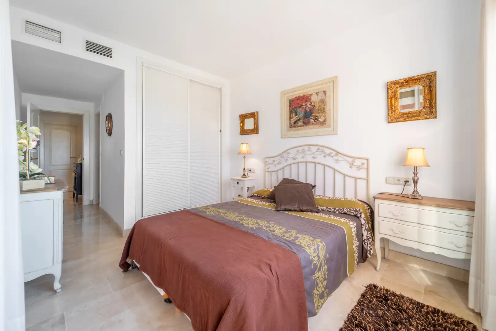 Habitación de Apartamento en venta en Milla de Oro